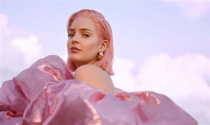 5 of our favourite Anne-Marie music videos