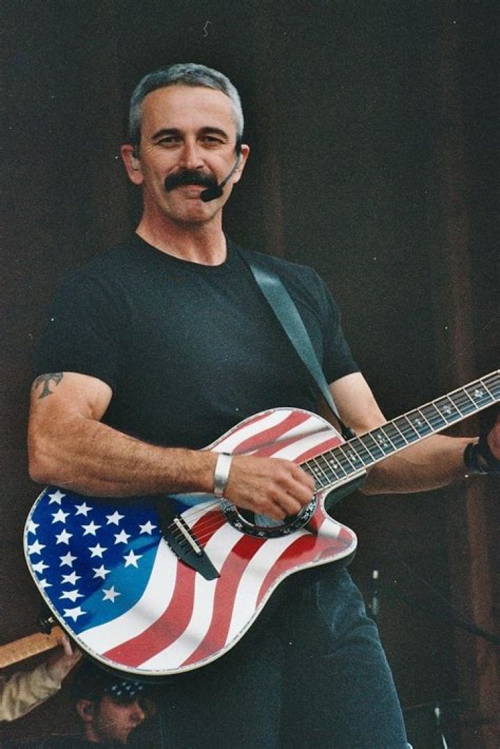 Aaron Tippin Net Worth, Age, Height, Bio, Birthday, Wiki!