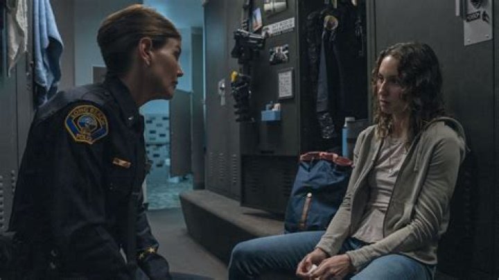 Actor 101: Troian Bellisario - CelebMix