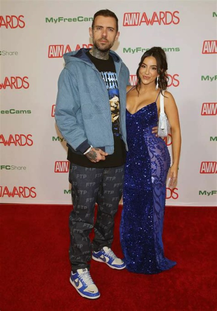 Adam22- Wiki, Age, Ethnicity, Girlfriend, Height, Career