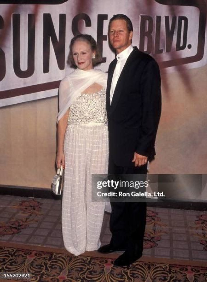 Alan Campbell - Net Worth, Age, Height, Birthday, Bio, Wiki!