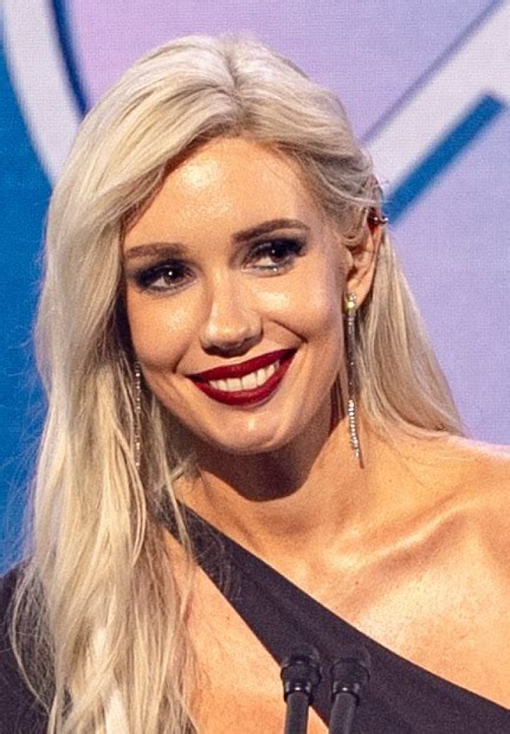 Alanah Pearce- Bio, Wiki, Age, Height, Weight, Net Worth, Relationship