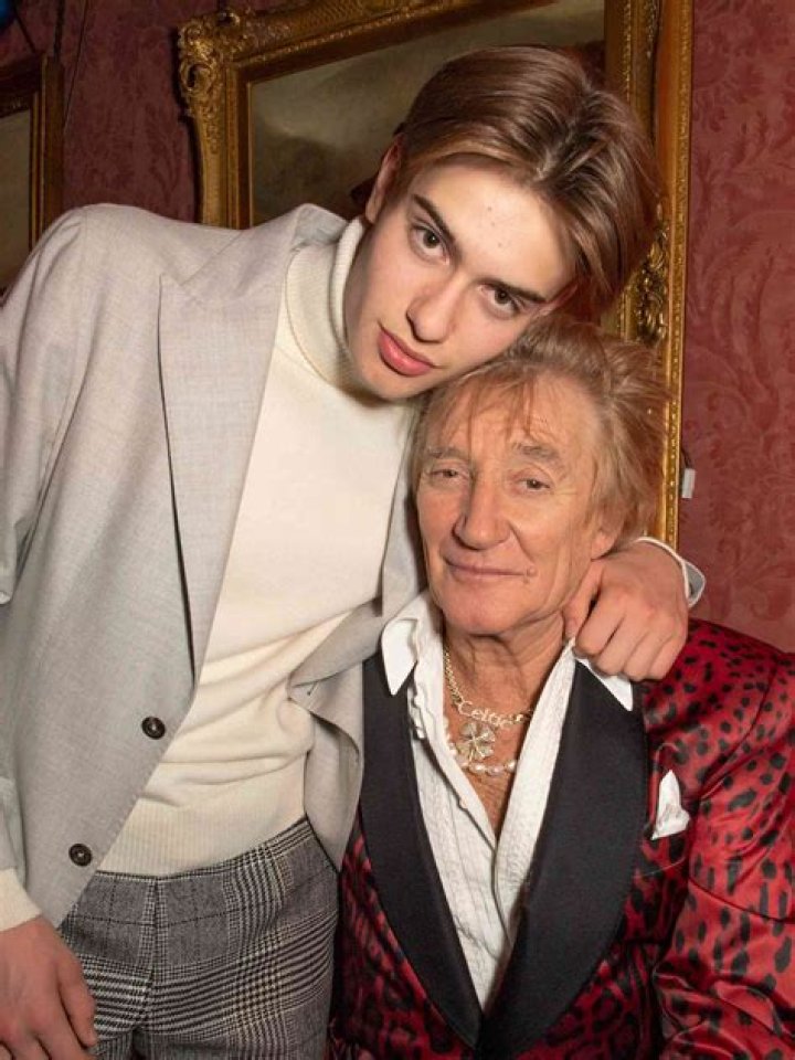 Alastair Stewart Children: Meet Alexander, Freddie, Clemmie And Oscar