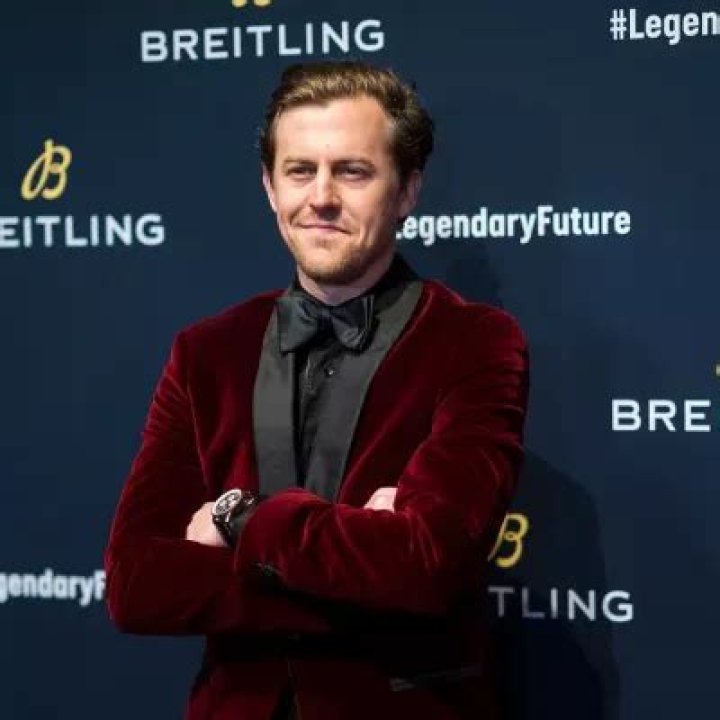 
Alex Moffat Wiki 2024- Biography, Age, Height, Net Worth, Wife	