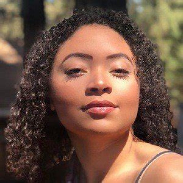 Alexis Beauregard - Net Worth, Age, Height, Birthday, Bio, Wiki!