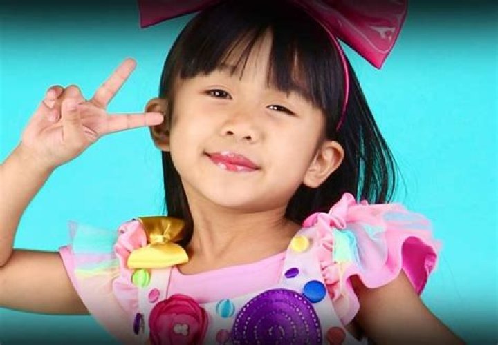 Alison Wonderland Net Worth: How rich is Alison Wonderland?