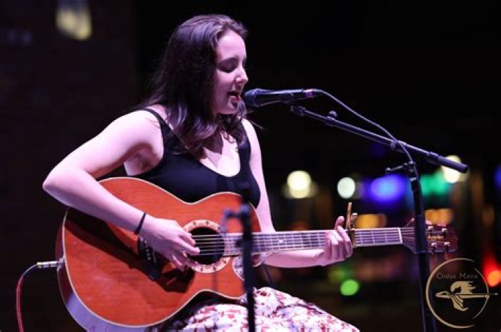 Alivia Hunter Net Worth, Age, Height, Bio, Birthday, Wiki!