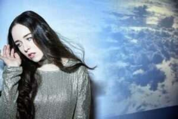 Allie X Biography: Age, Net Worth, Boyfriend, Songs, Height, Sibling, Parents