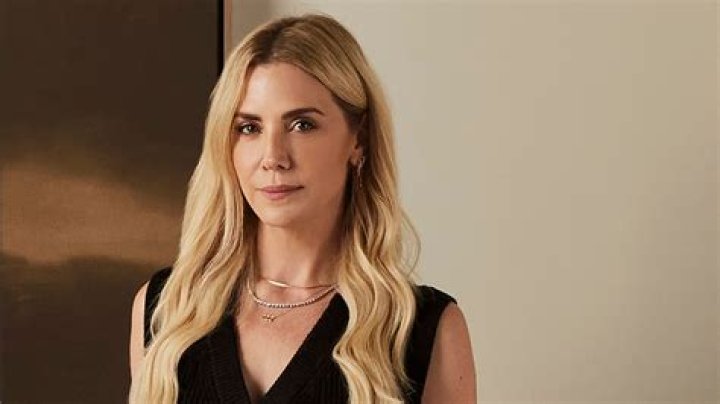 Amber Lewis Net Worth, Age, Height, Bio, Birthday, Wiki!