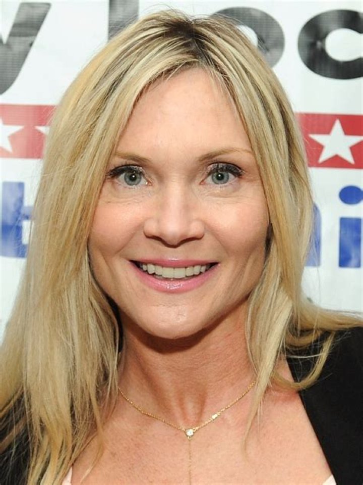 Fame | Amy Locane net worth and salary income estimation Apr, 2024