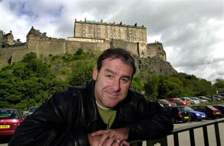 Andy Gray - Net Worth, Age, Height, Birthday, Bio, Wiki!