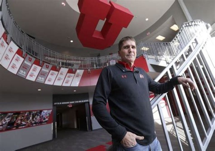 Andy Ludwig - Net Worth, Age, Height, Birthday, Bio, Wiki!