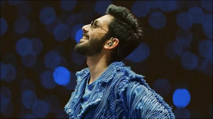 Anirudh Ravichander Biography: Wife, Songs, Movies, Age, Net Worth, Father, Salary, Birthday, Wikipedia, Girlfriend, Photos