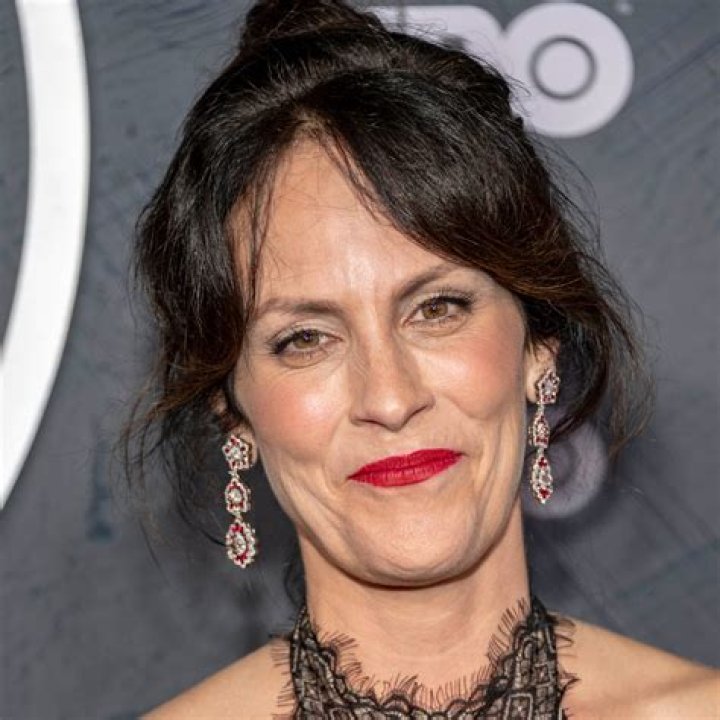 Annabeth Gish- Wiki, Age, Height, Net Worth, Husband, Marriage