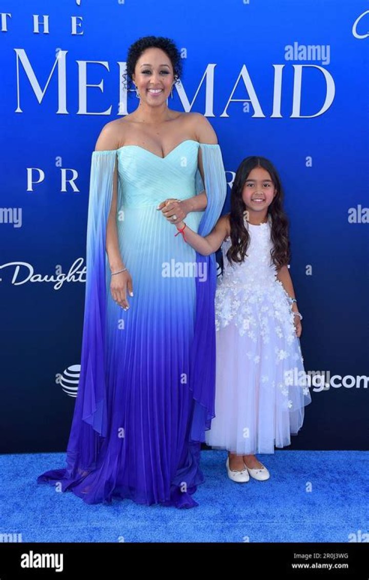 Ariah Housley Net Worth, Age, Height, Bio, Birthday, Wiki!