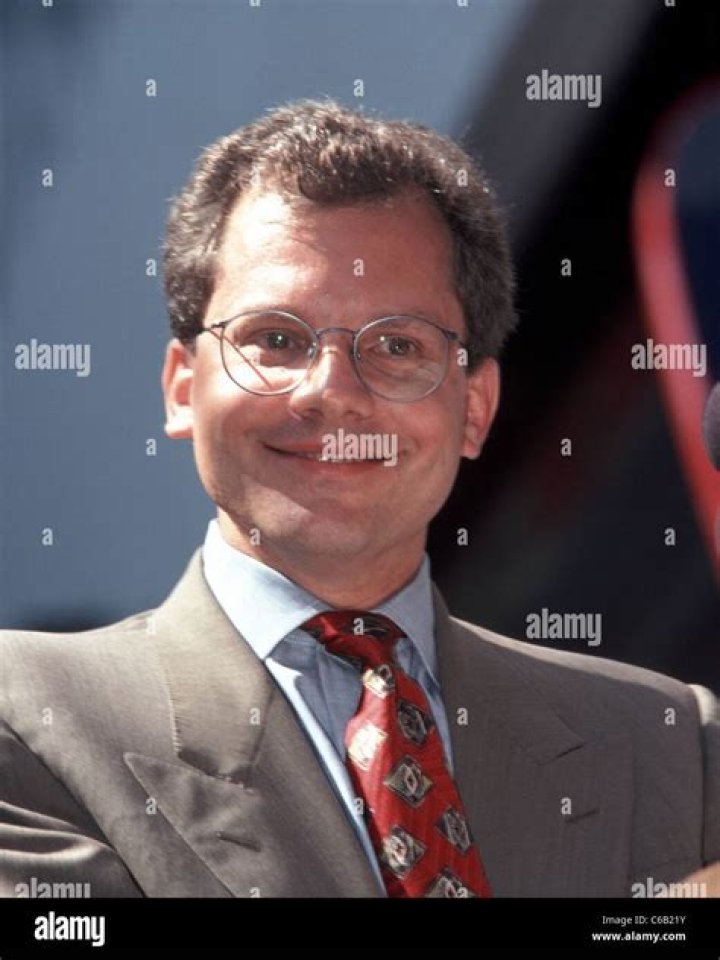 Arthur Ochs Sulzberger Jr. - Net Worth, Age, Height, Birthday, Bio, Wiki!