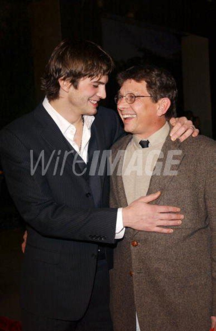 Ashton Kutcher Parents: Meet Diane And Larry