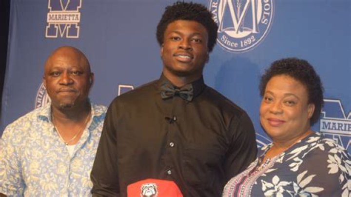 Azeez Ojulari Parents: Meet Monsuru and Bolalne