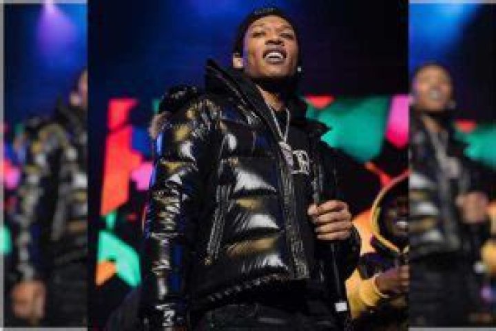 B-Lovee Biography: Songs, Age, Girlfriend, Net Worth, Height, Instagram, Wikipedia, Concert, Lyrics, Parents, Photos, My Everything