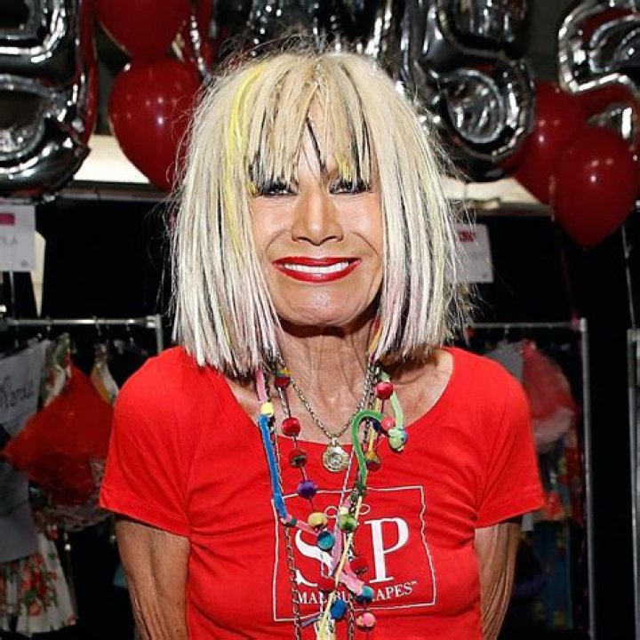 Who is Betsey Johnson? Wiki, Age, Height, Husband, Net Worth, Ethnicity