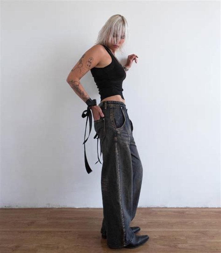 BJean’s Boyfriend: Who is BJean Dating?