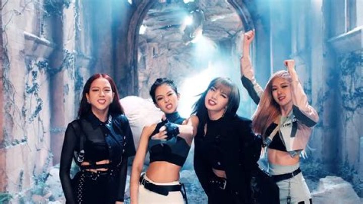 BLACKPINK 'Kill This Love' in latest music video