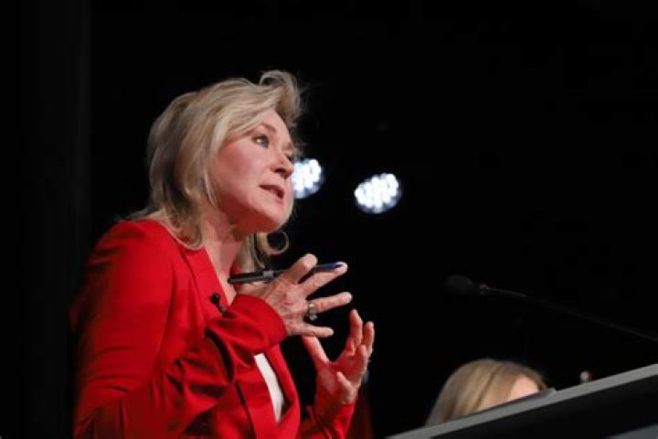 Bonnie Crombie - Net Worth, Age, Height, Birthday, Bio, Wiki!