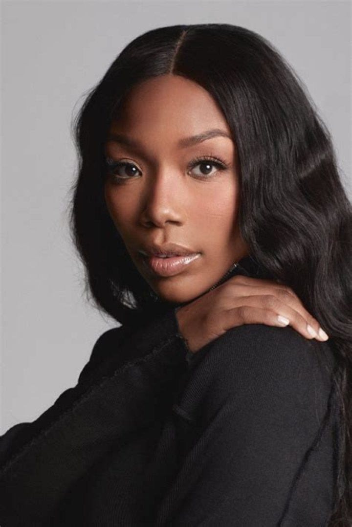 Brandy Norwood- Bio, Wiki, Age, Height, Net Worth, Boyfriend, Career