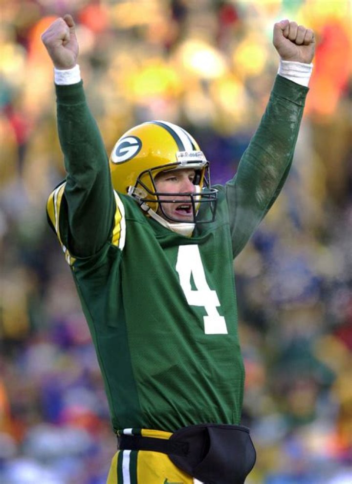 How much is Brett Favre’s net worth today