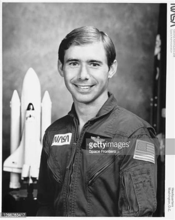 Brewster H. Shaw - Net Worth, Age, Height, Birthday, Bio, Wiki!