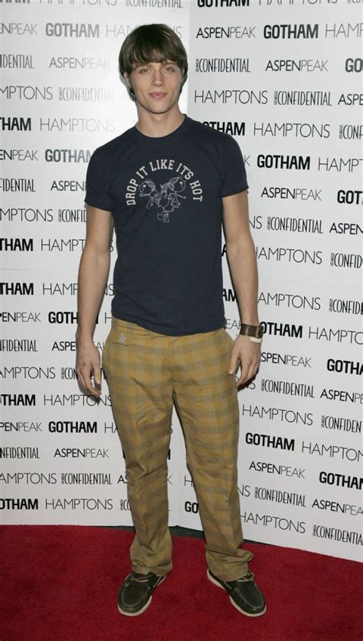 Brock Kelly - Net Worth, Age, Height, Birthday, Bio, Wiki!