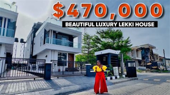 Burna Boy Shows Off His New Luxurious 8 Bedroom House In Lekki (VIDEO)