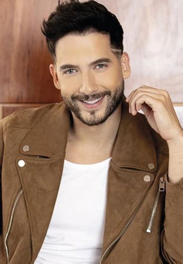 Carlos Torres Net Worth 2024, Age, Height, Bio, Birthday, Wiki!