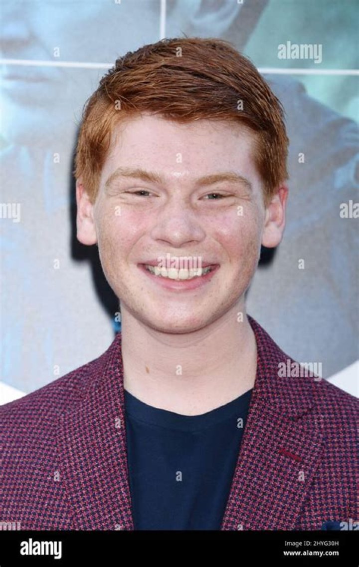 Actor Carson Holmes Wiki, Bio, Age, Height, Instagram, Net Worth, Parents, Background!!