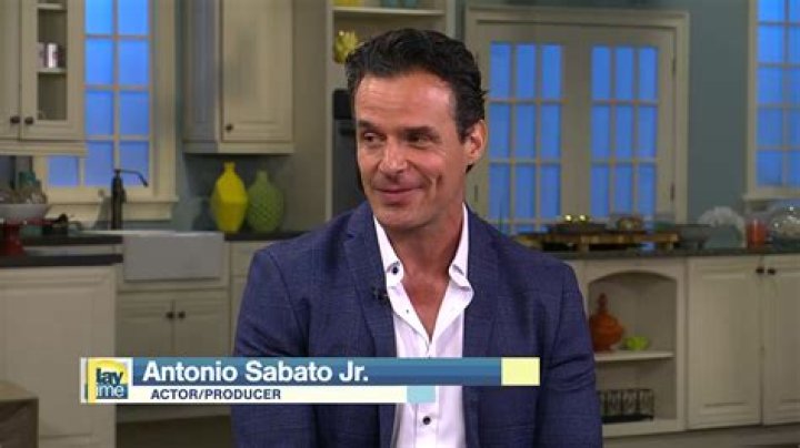 Celebrity Wife Swap Recap, Season 1 Episode 5 Finale Antonio Sabato Jr. and Mick Foley 1/31/12
