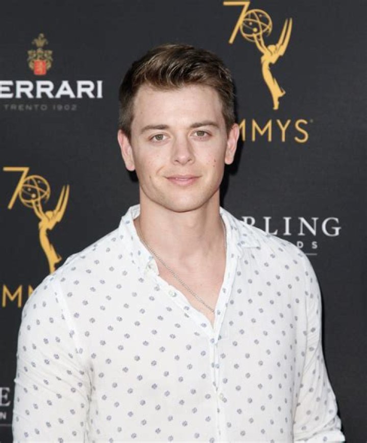Chad Duell- Bio, Height, Age, Net Worth, Wife, Marriage