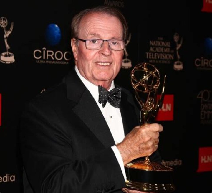 Charles Osgood Cause Of Death, Bio, Age, Career, Net Worth, Family & More
