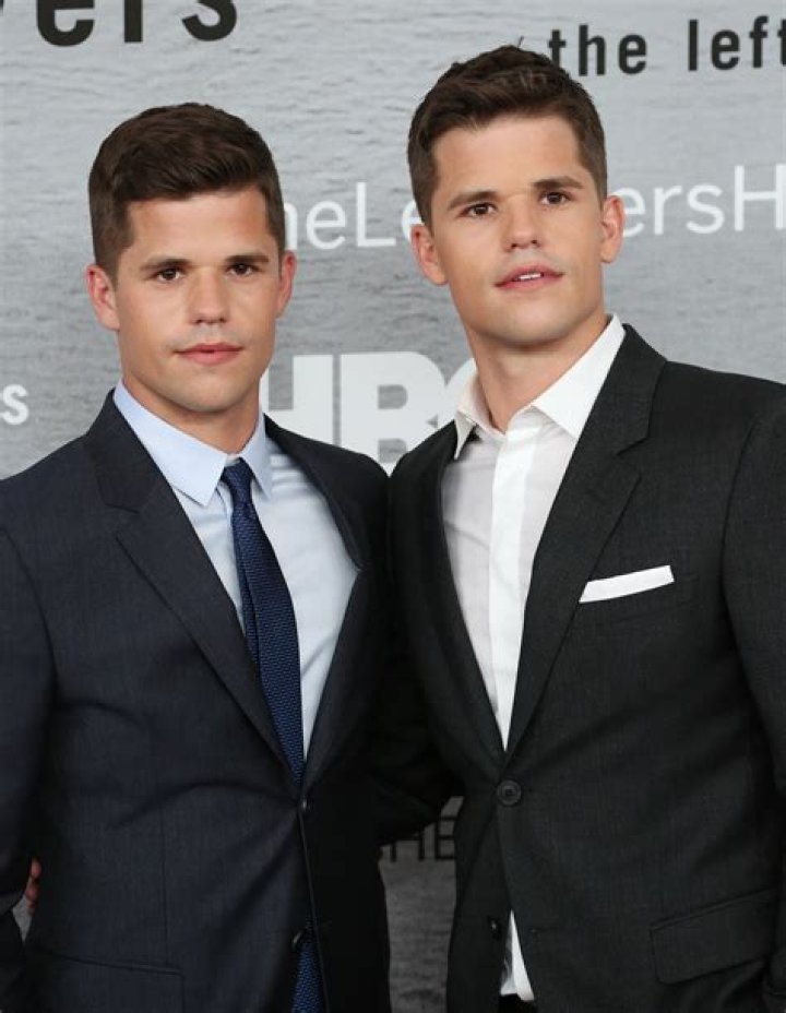 Charlie Carver - Net Worth, Age, Height, Birthday, Bio, Wiki!