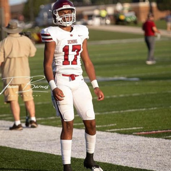 Chase Matthew Net Worth, Age, Height, Bio, Birthday, Wiki!