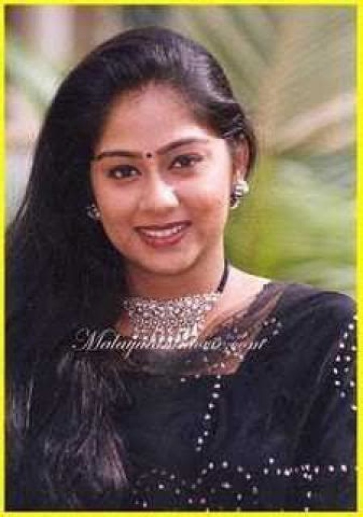 Fame | Chippy (actress) net worth and salary income estimation Apr, 2024