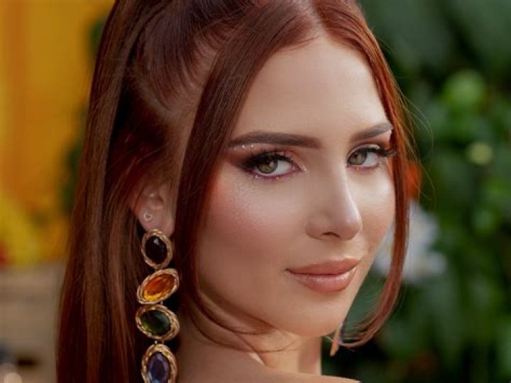 Chloe Jane - Net Worth, Age, Height, Birthday, Bio, Wiki!