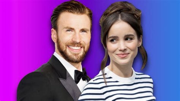 Chris Evans Girlfriend: Who Is Chris Evans Dating?