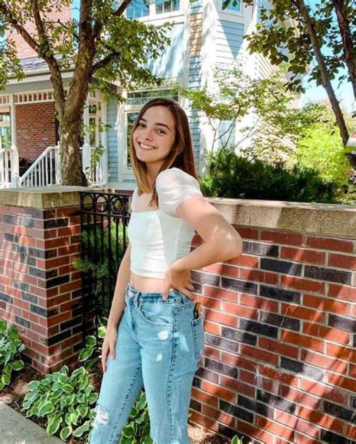 Ciera Stitz - Net Worth, Age, Height, Birthday, Bio, Wiki!