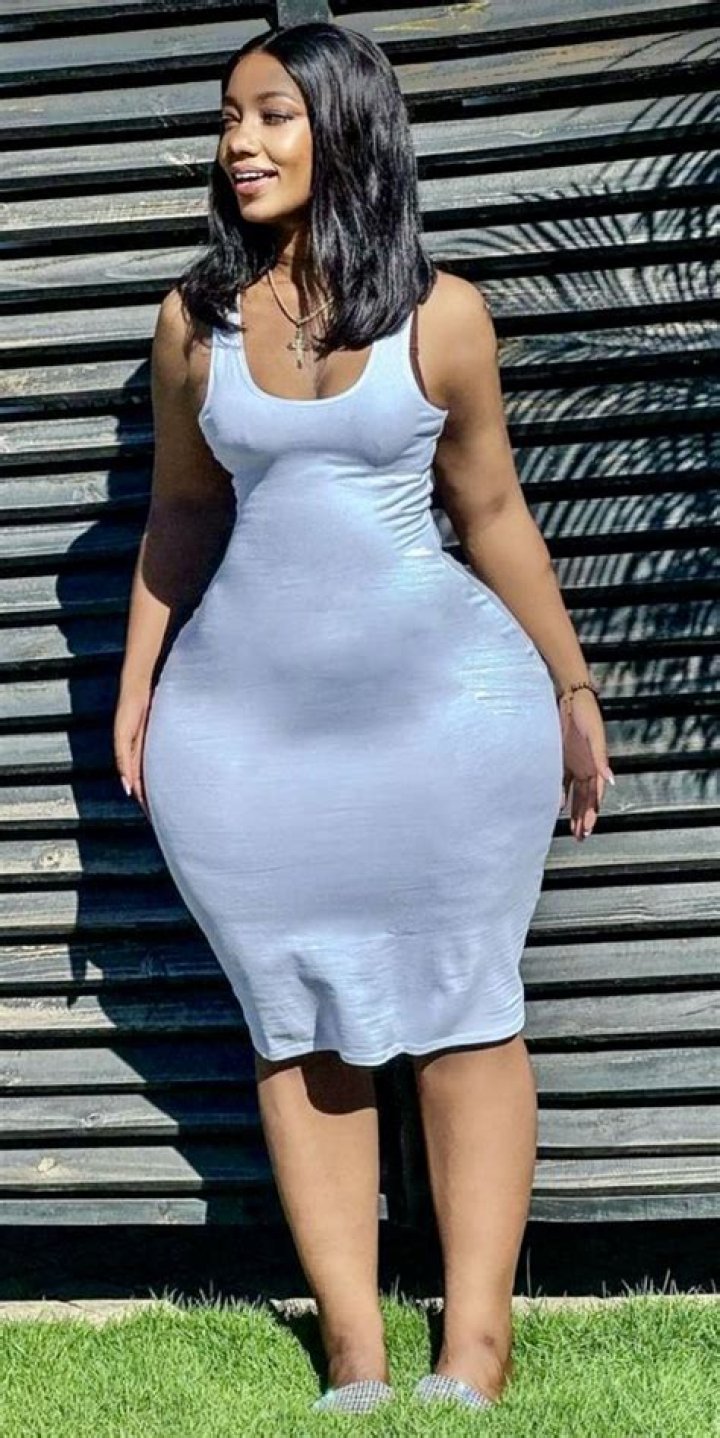 Cindy Mahlangu Cause Traffic With Her Huge Curves On Social Media