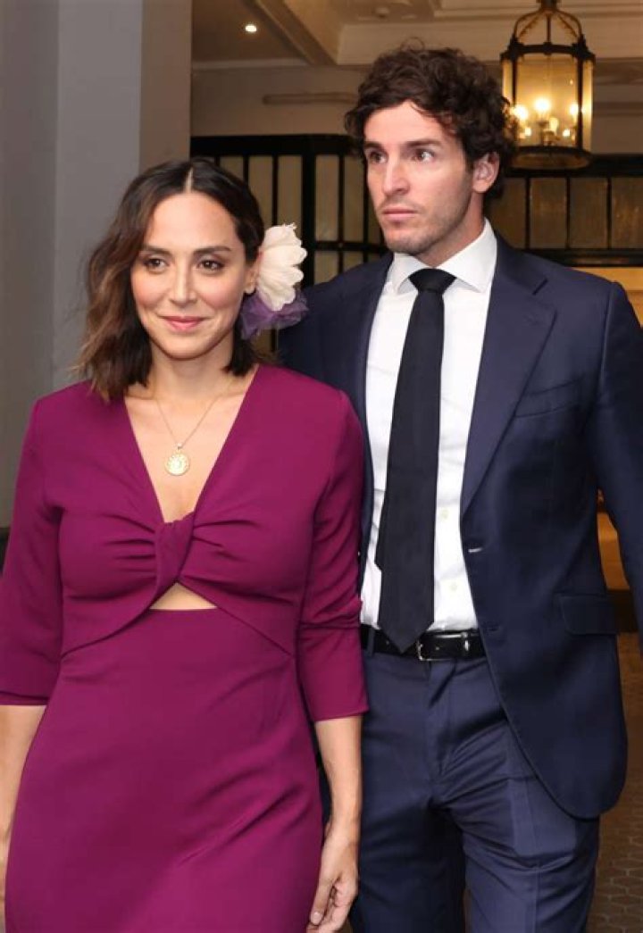 Clara Tamara V.’s Boyfriend: Who is Clara Tamara V. Dating?