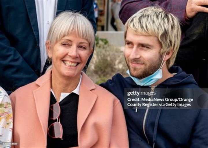 Clay Hillenburg Age, Height, Wife, Wikipedia, Net Worth 2023