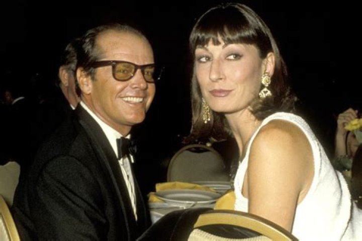 Clay Hillenburg’s Girlfriend: Who is Clay Hillenburg Dating?