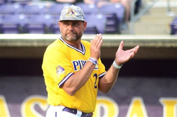 Cliff Godwin Net Worth, Age, Height, Bio, Birthday, Wiki!