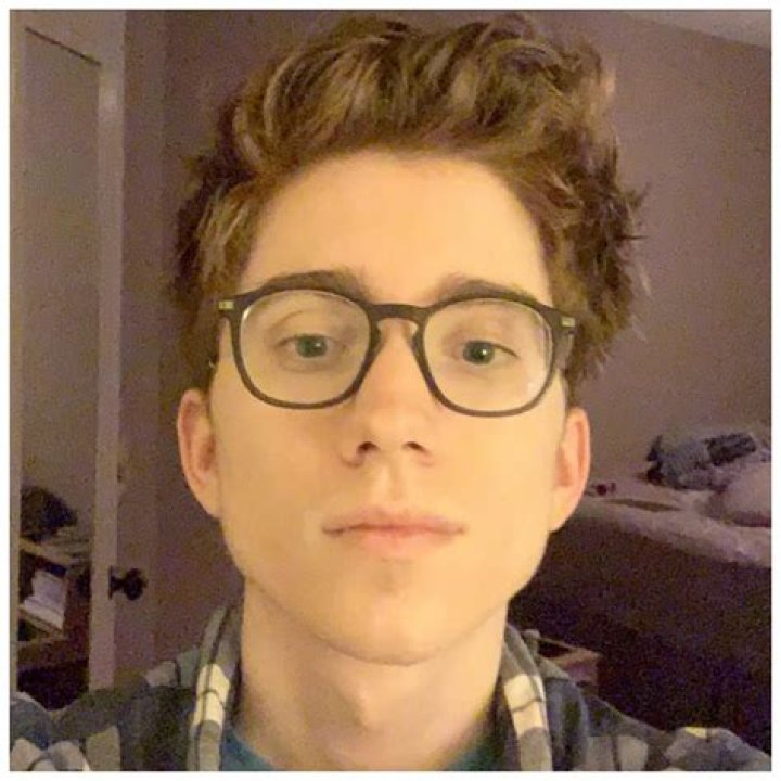 Clint Stevens Net Worth, Age, Height, Bio, Birthday, Wiki!