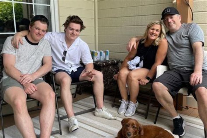 Cole Caufield Age, Bio, Height, Career, Family, Wife, Net worth,